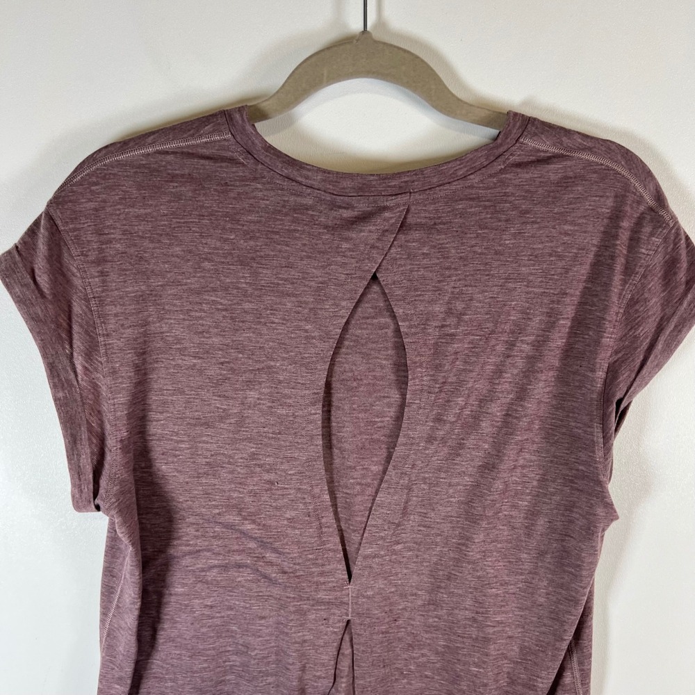 Lululemon Open Back Split Hem Workout Top Heather… - image 5